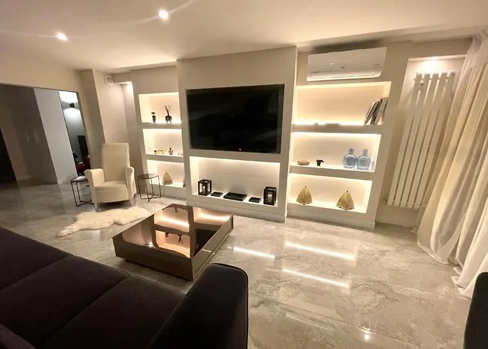 Centre *
