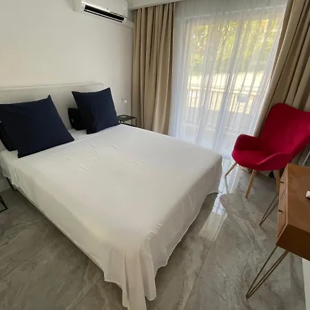 Apartment Centre *